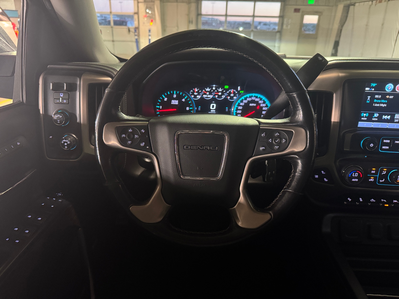 Thumbnail: 2018 GMC Sierra 1500 - 4