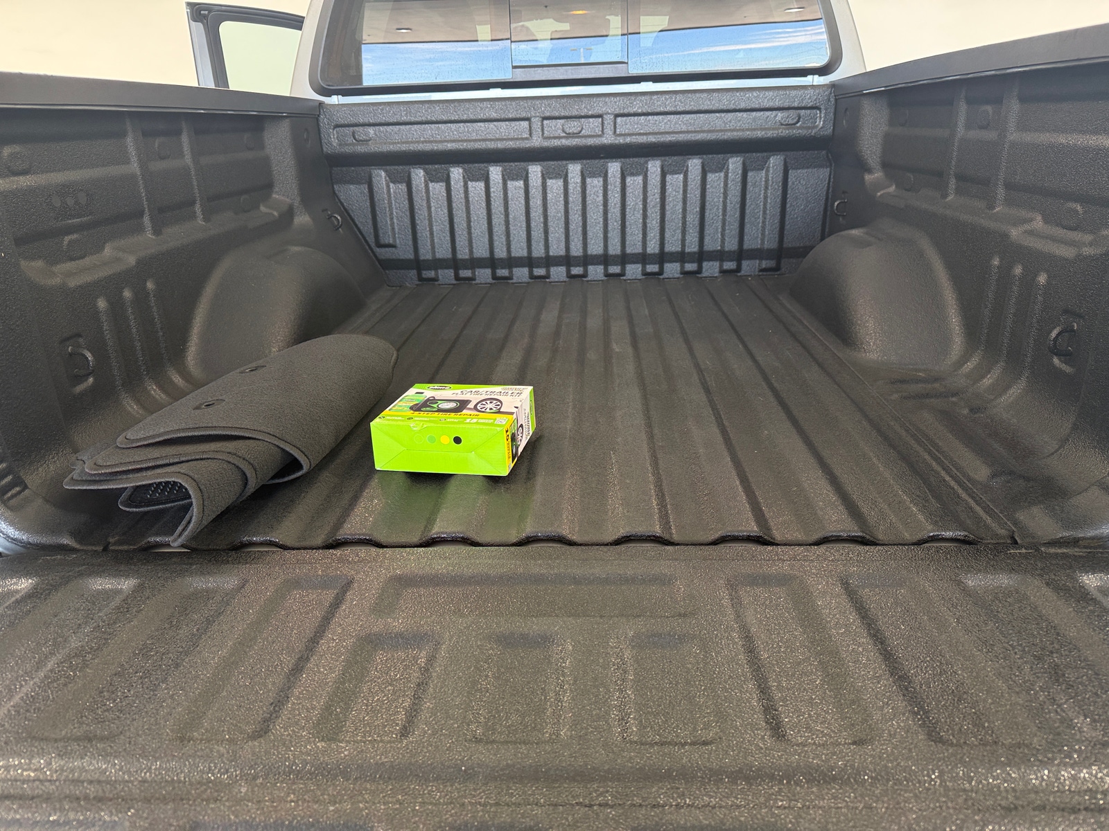 Thumbnail: 2022 GMC Canyon - 6