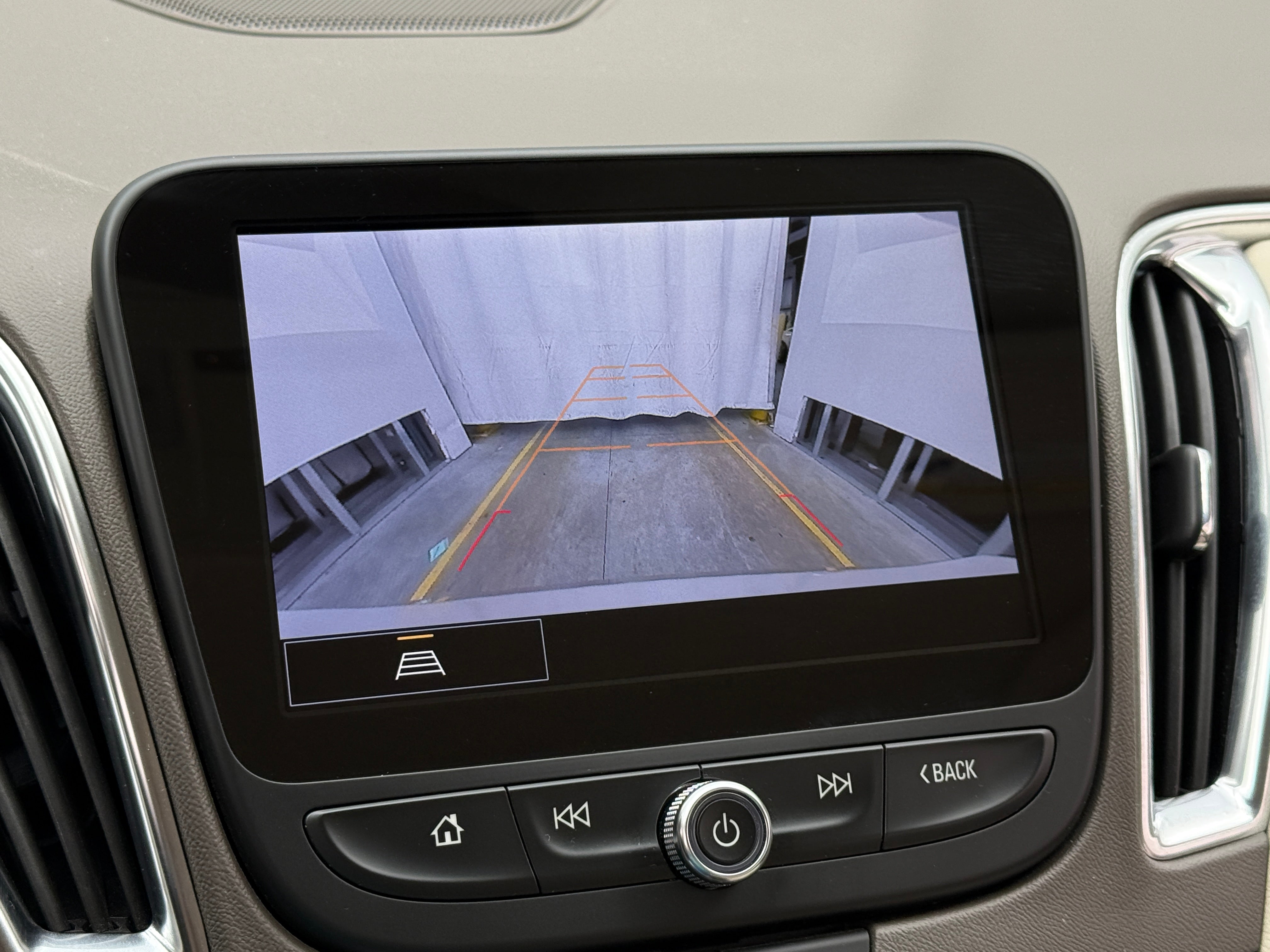2024 Chevrolet Malibu 2LT - Photo 16