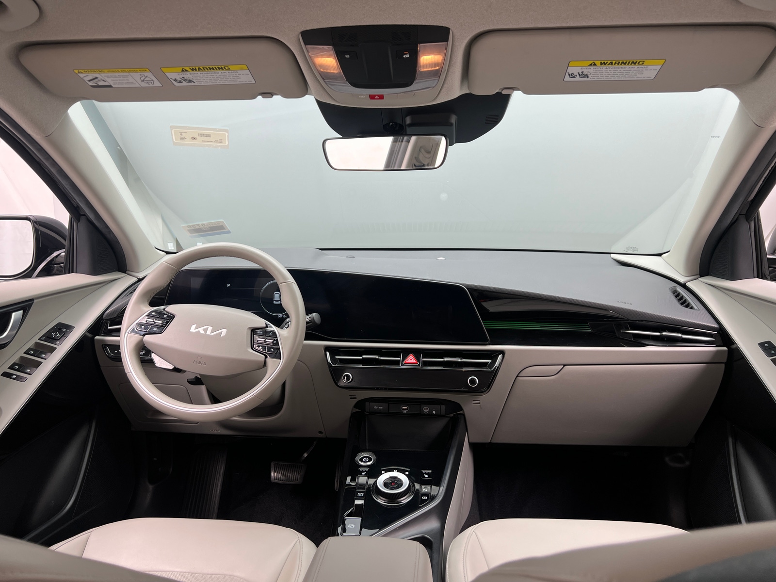 Thumbnail: 2023 Kia Niro - 2