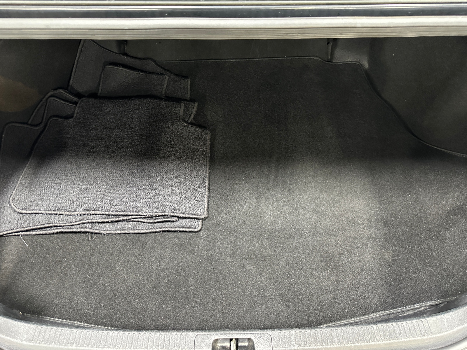 Thumbnail: 2019 Toyota Camry - 6