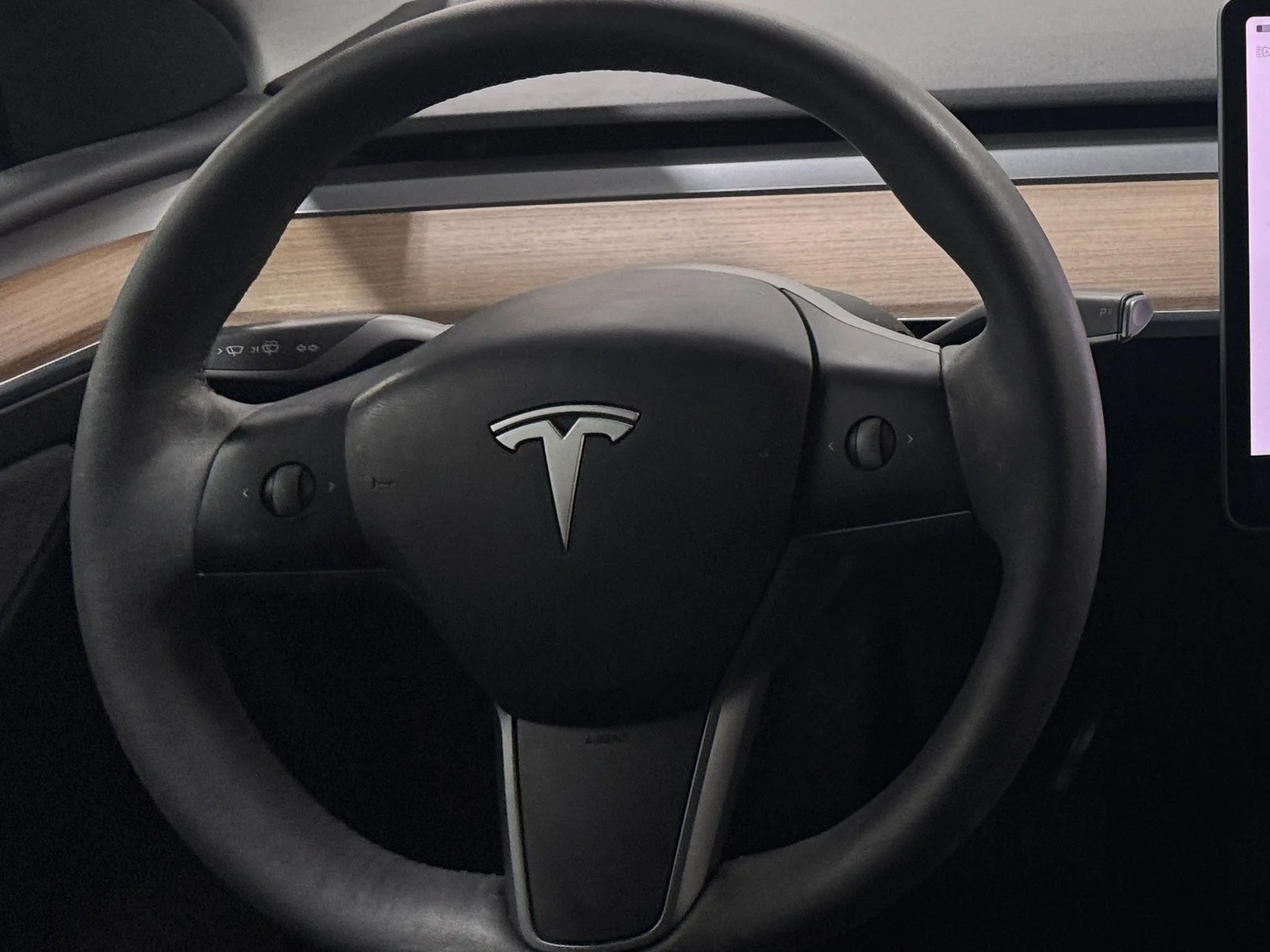 Thumbnail: 2022 Tesla Model Y - 4