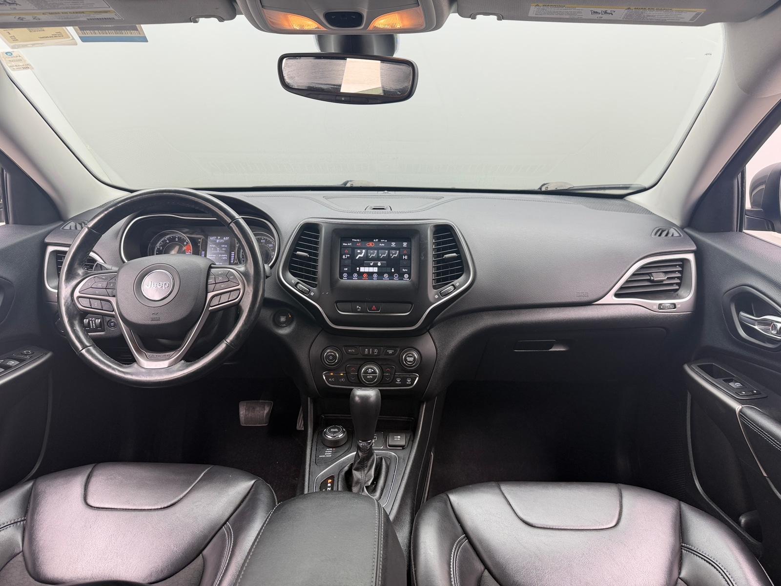 Thumbnail: 2020 Jeep Cherokee - 3