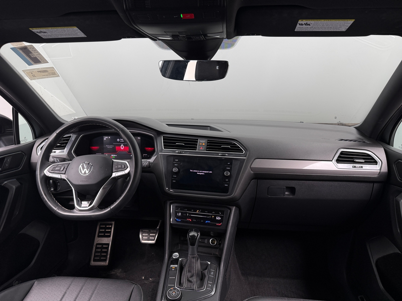 Thumbnail: 2023 Volkswagen Tiguan - 2