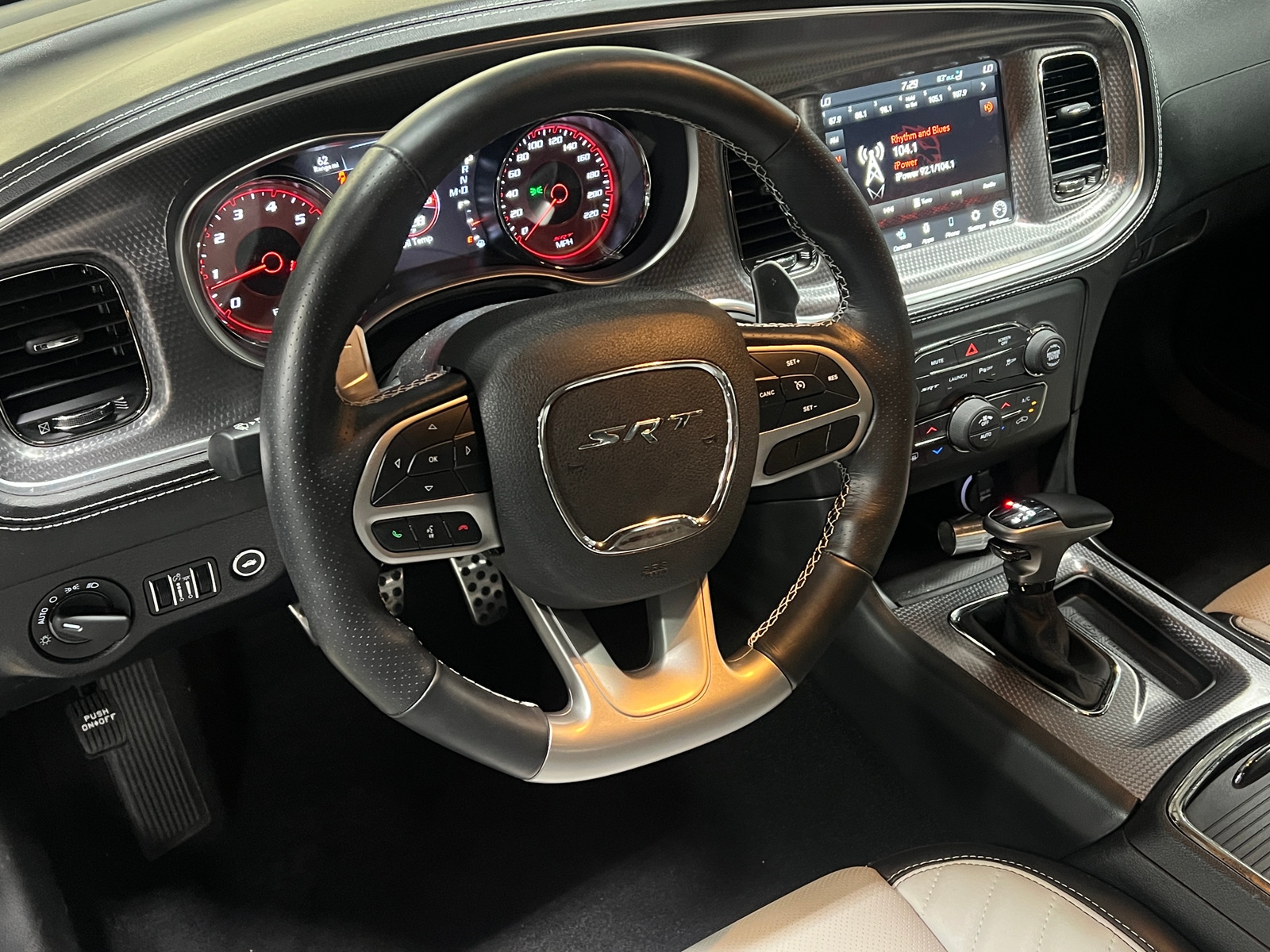 Thumbnail: 2022 Dodge Charger - 4