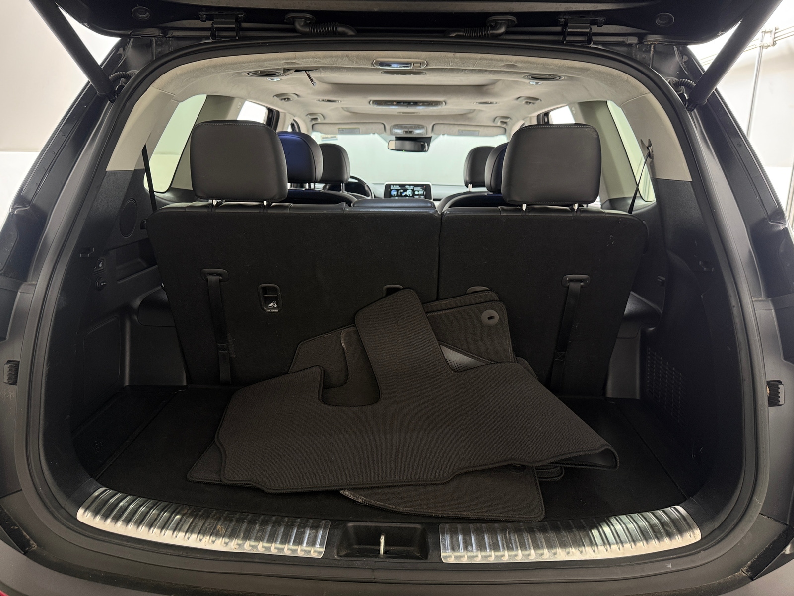 Thumbnail: 2020 Kia Telluride - 6