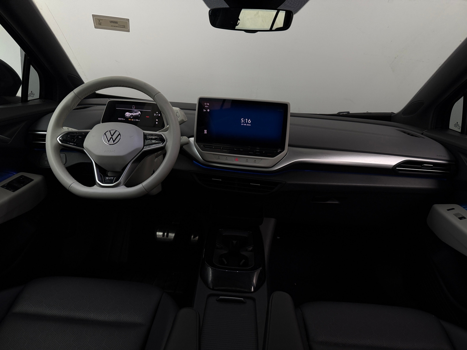 Thumbnail: 2021 Volkswagen ID.4 - 2