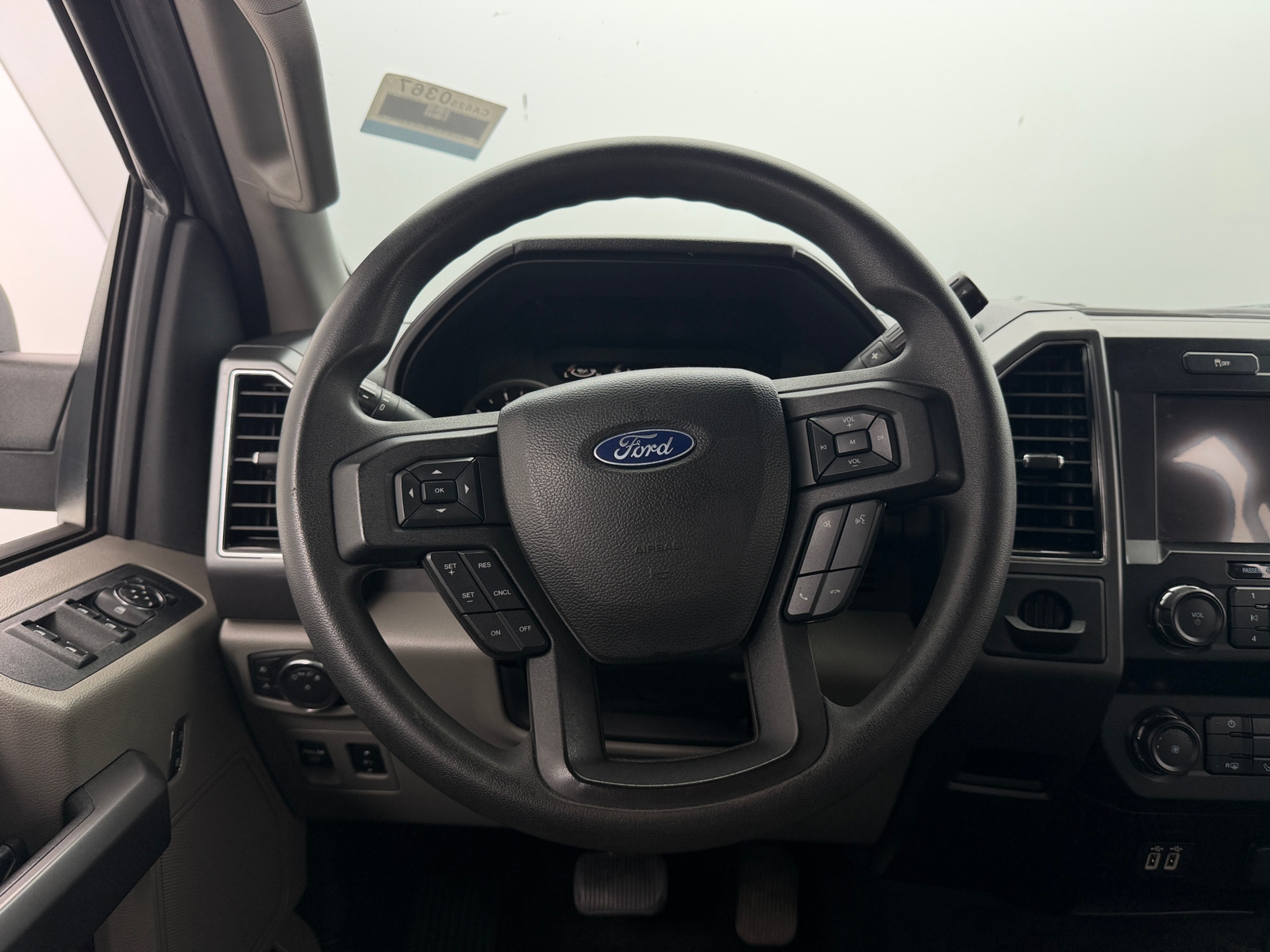 Thumbnail: 2020 Ford Econoline - 5
