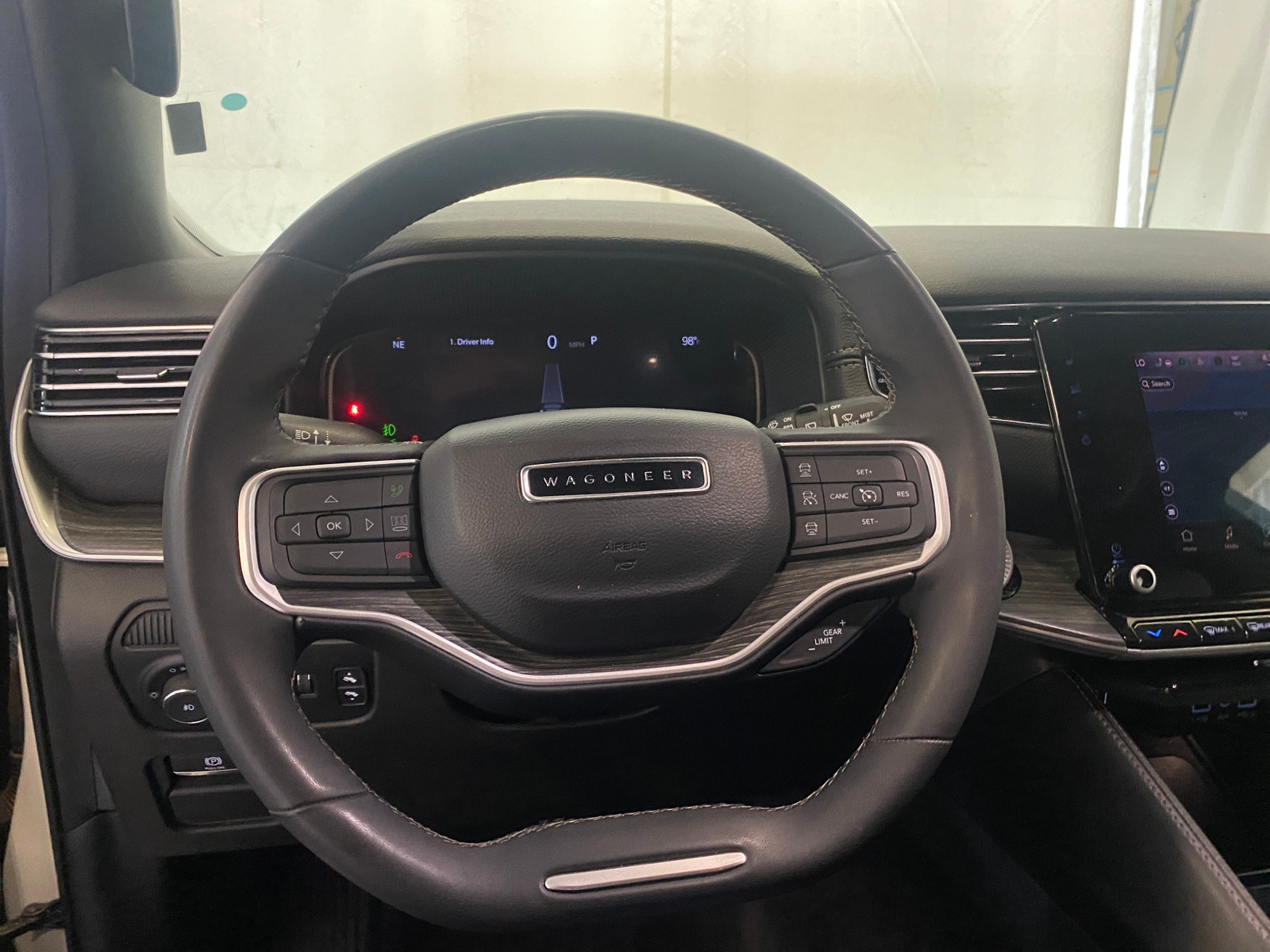 Thumbnail: 2023 Jeep Wagoneer - 4