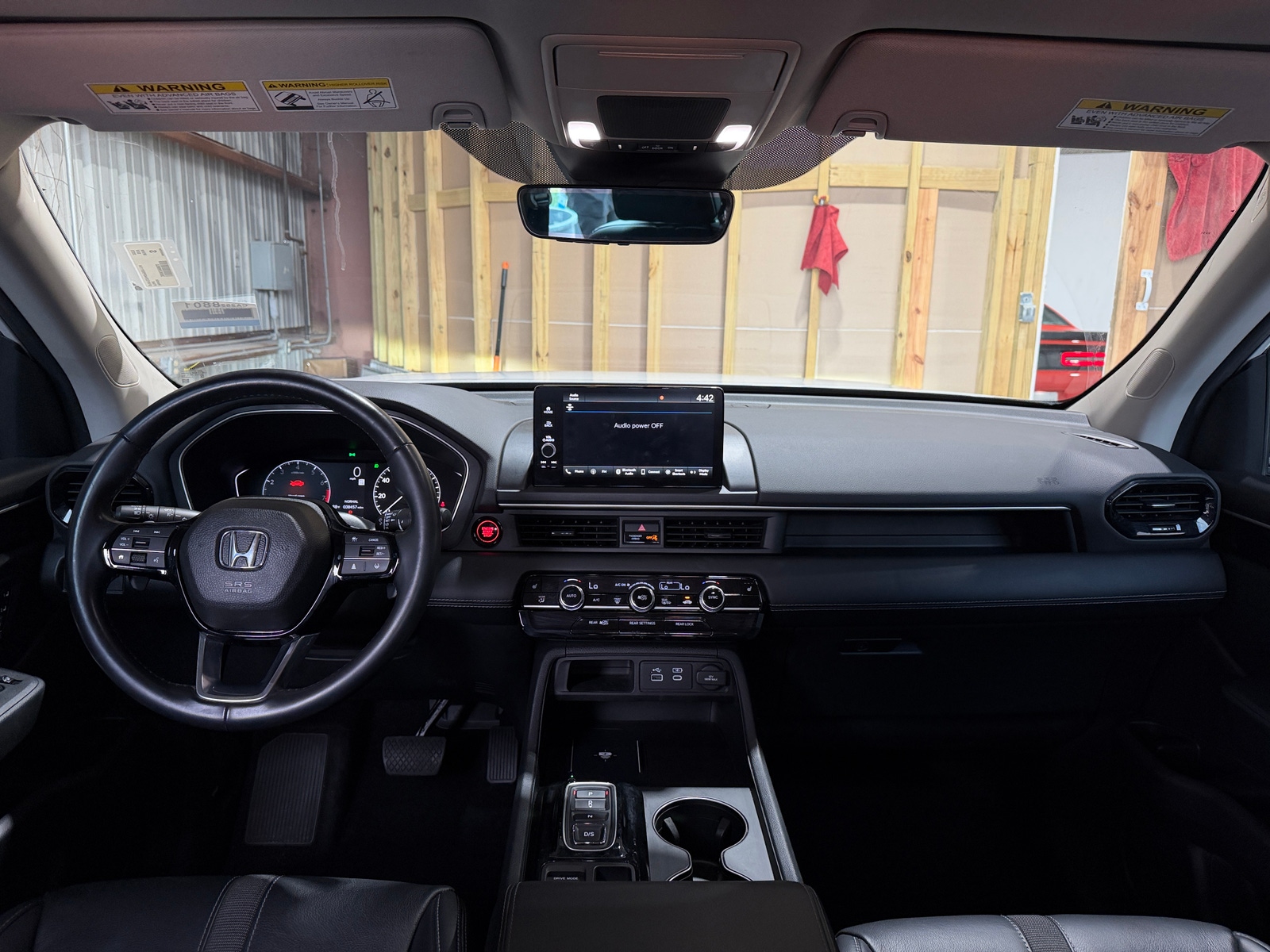 Thumbnail: 2023 Honda Pilot - 2