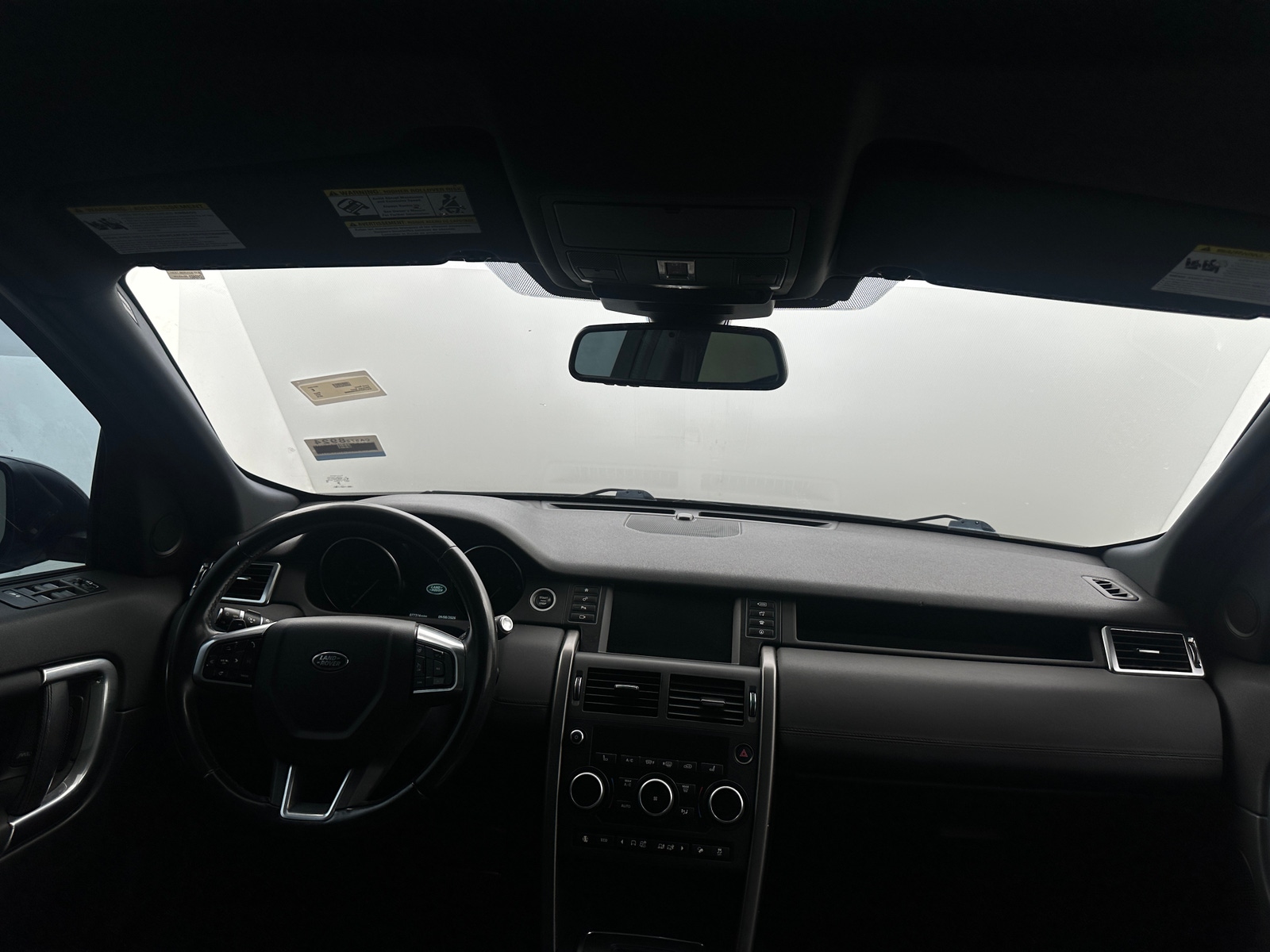 Thumbnail: 2019 Land Rover Discovery Sport - 2