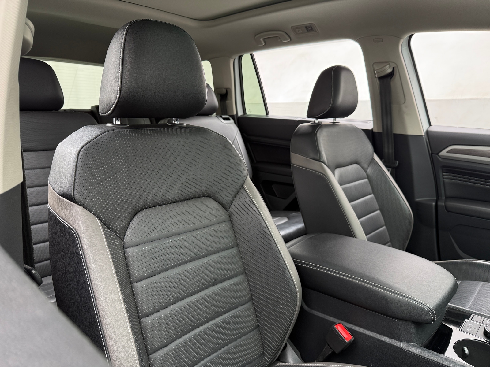 Thumbnail: 2021 Volkswagen Atlas - 2