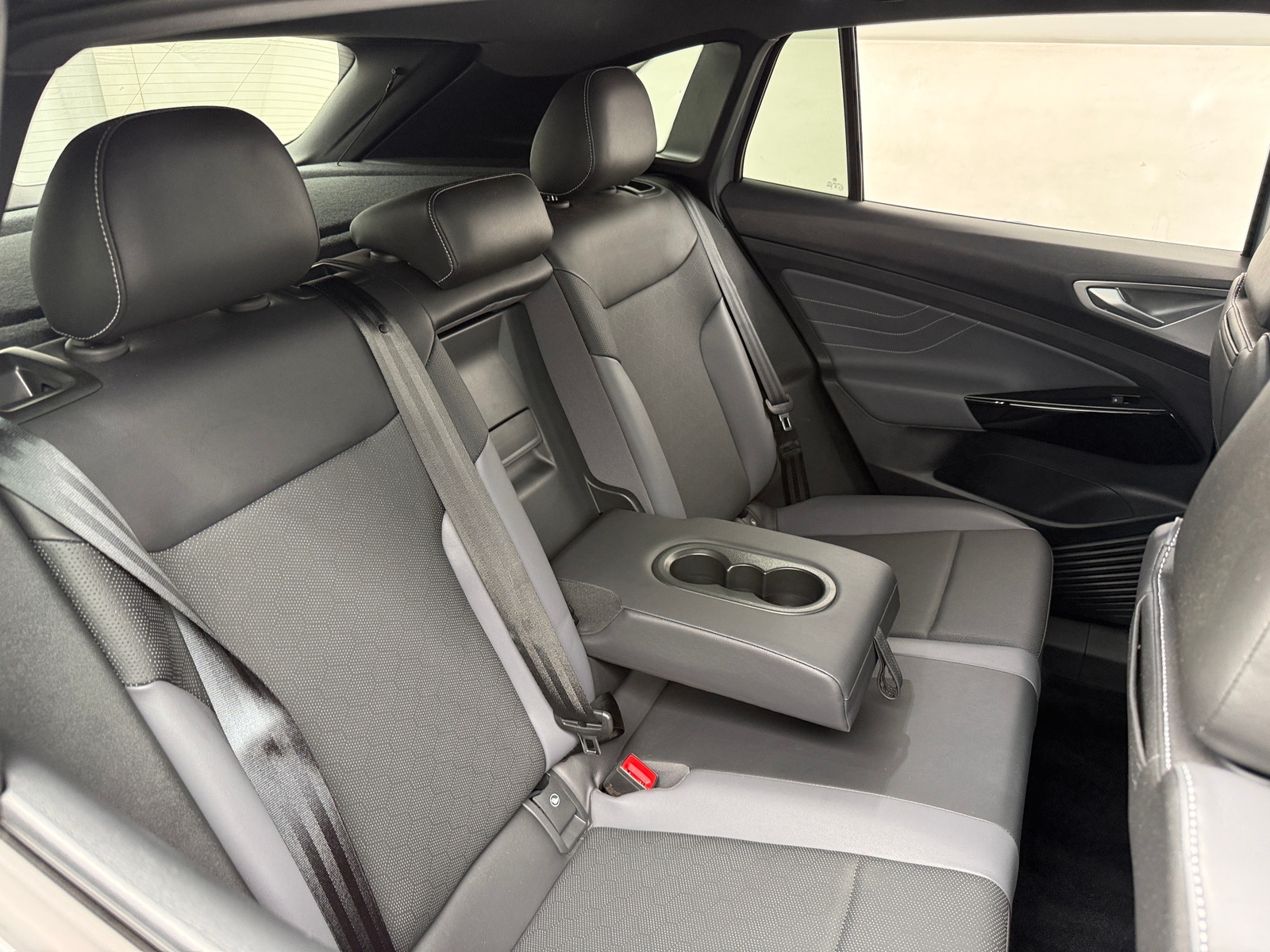 Thumbnail: 2024 Volkswagen ID.4 - 5