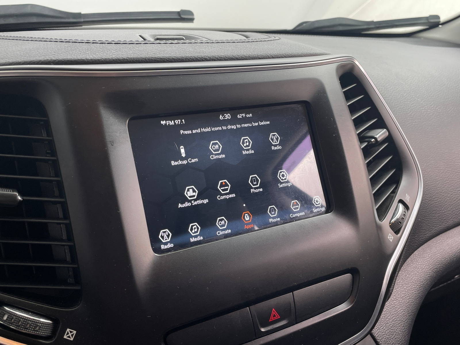 Thumbnail: 2019 Jeep Cherokee - 4