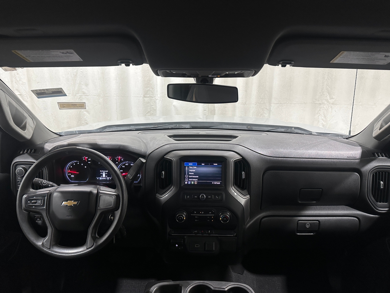 Thumbnail: 2020 Chevrolet Silverado 1500 - 3