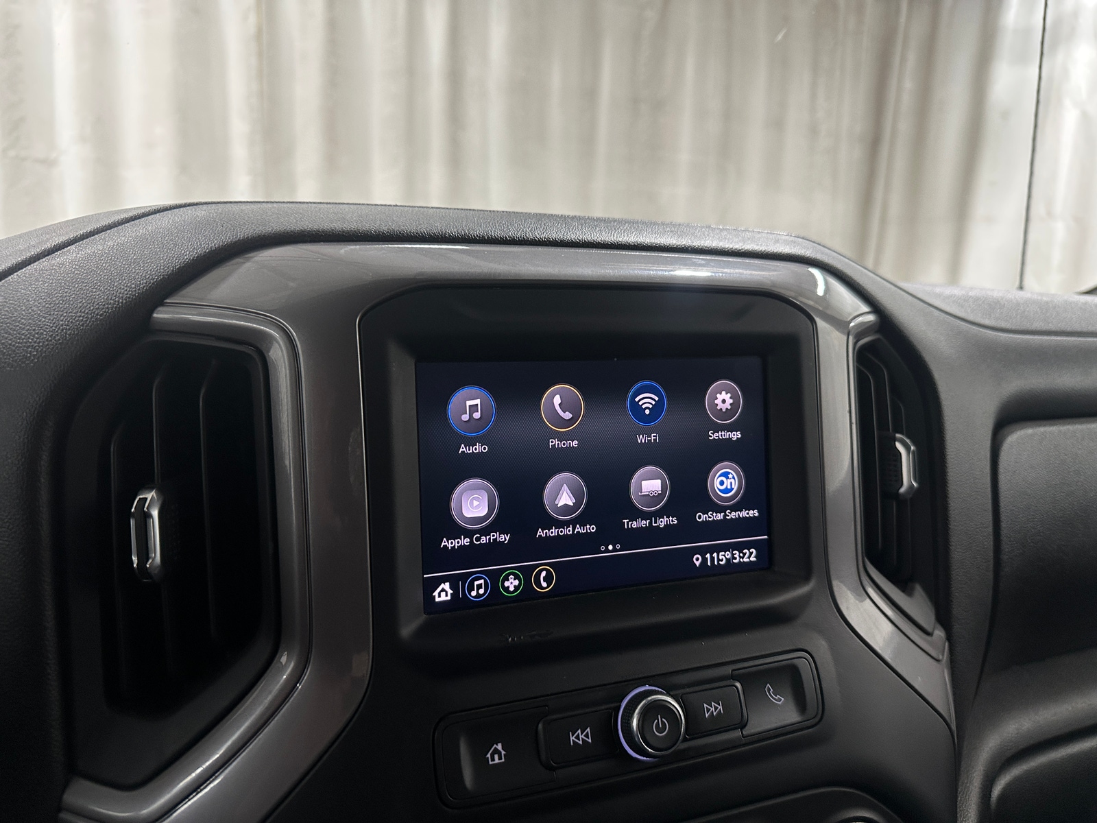 Thumbnail: 2020 Chevrolet Silverado 1500 - 4