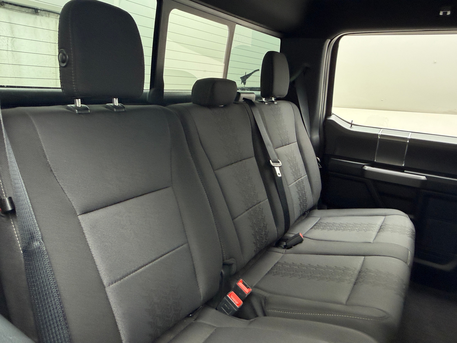 Thumbnail: 2019 Ford Econoline - 6