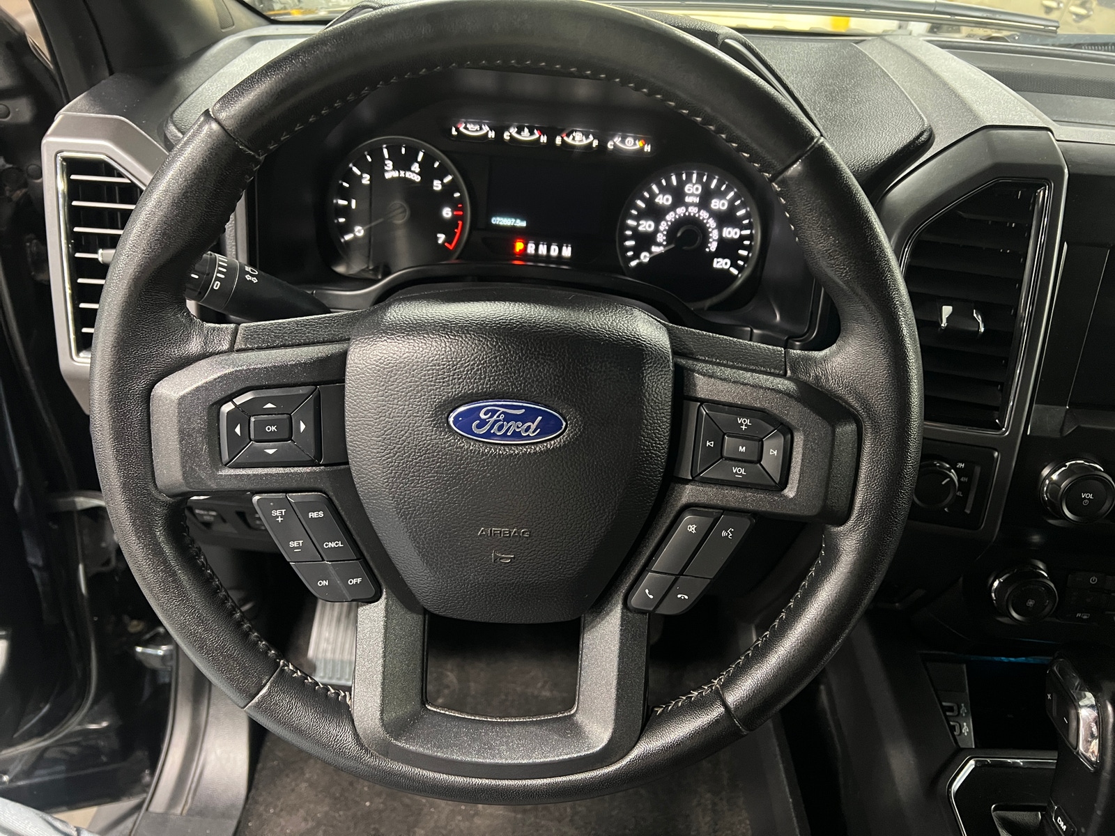 Thumbnail: 2019 Ford Econoline - 5