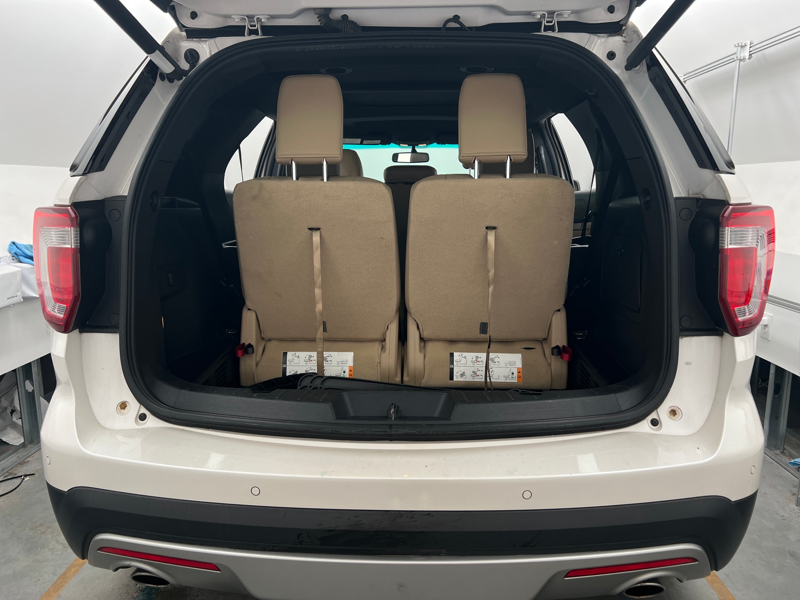 Thumbnail: 2017 Ford Explorer - 6