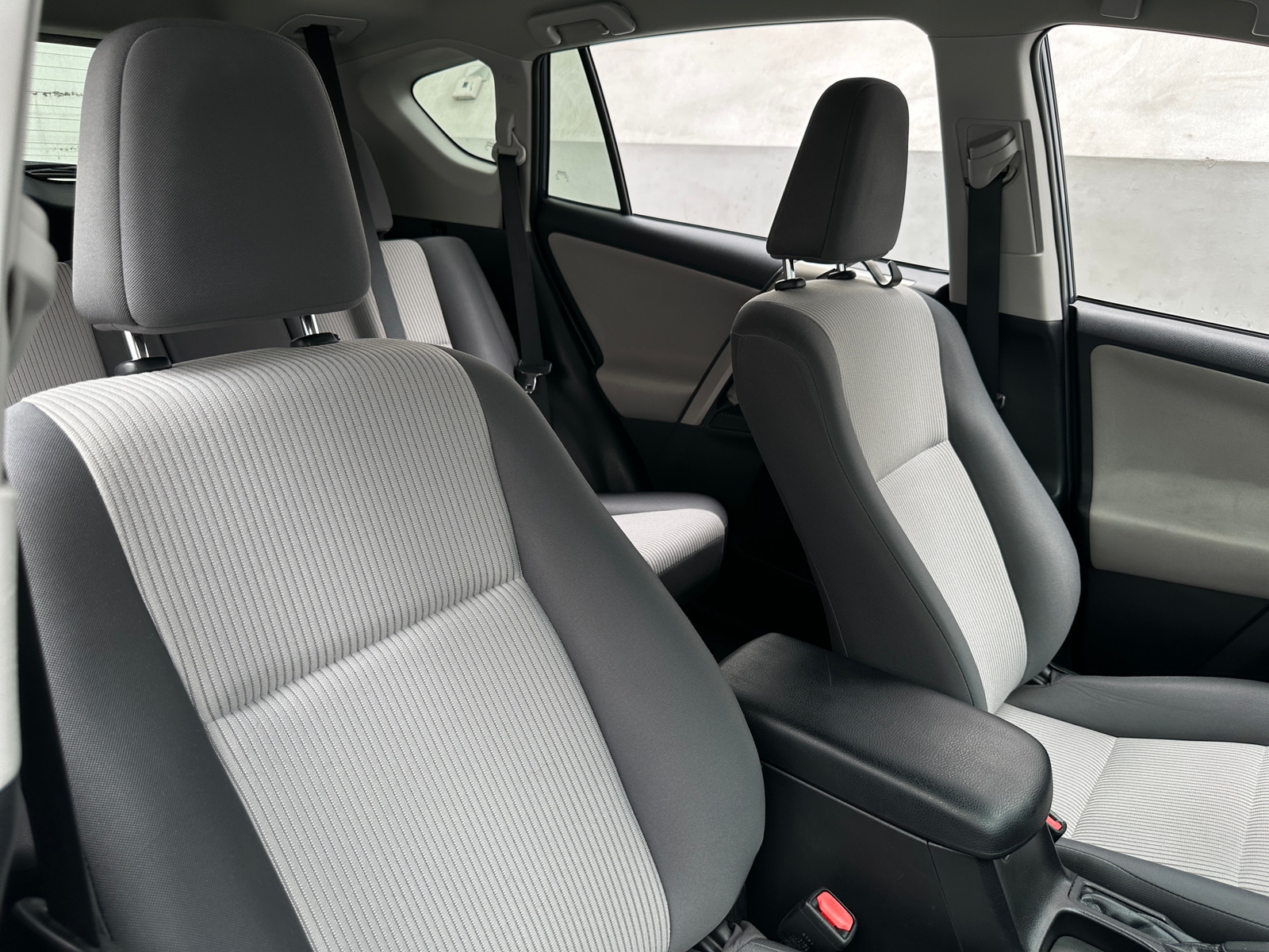 Thumbnail: 2014 Toyota RAV4 - 2
