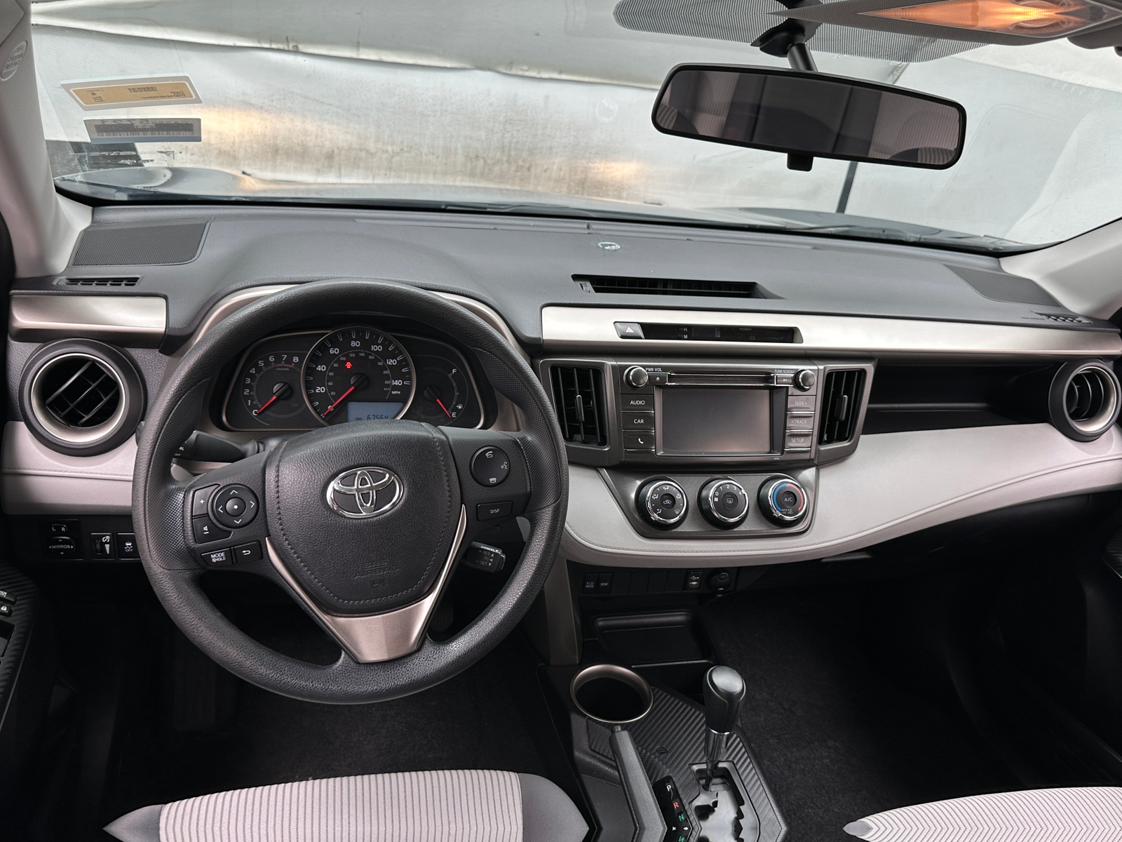 Thumbnail: 2014 Toyota RAV4 - 3