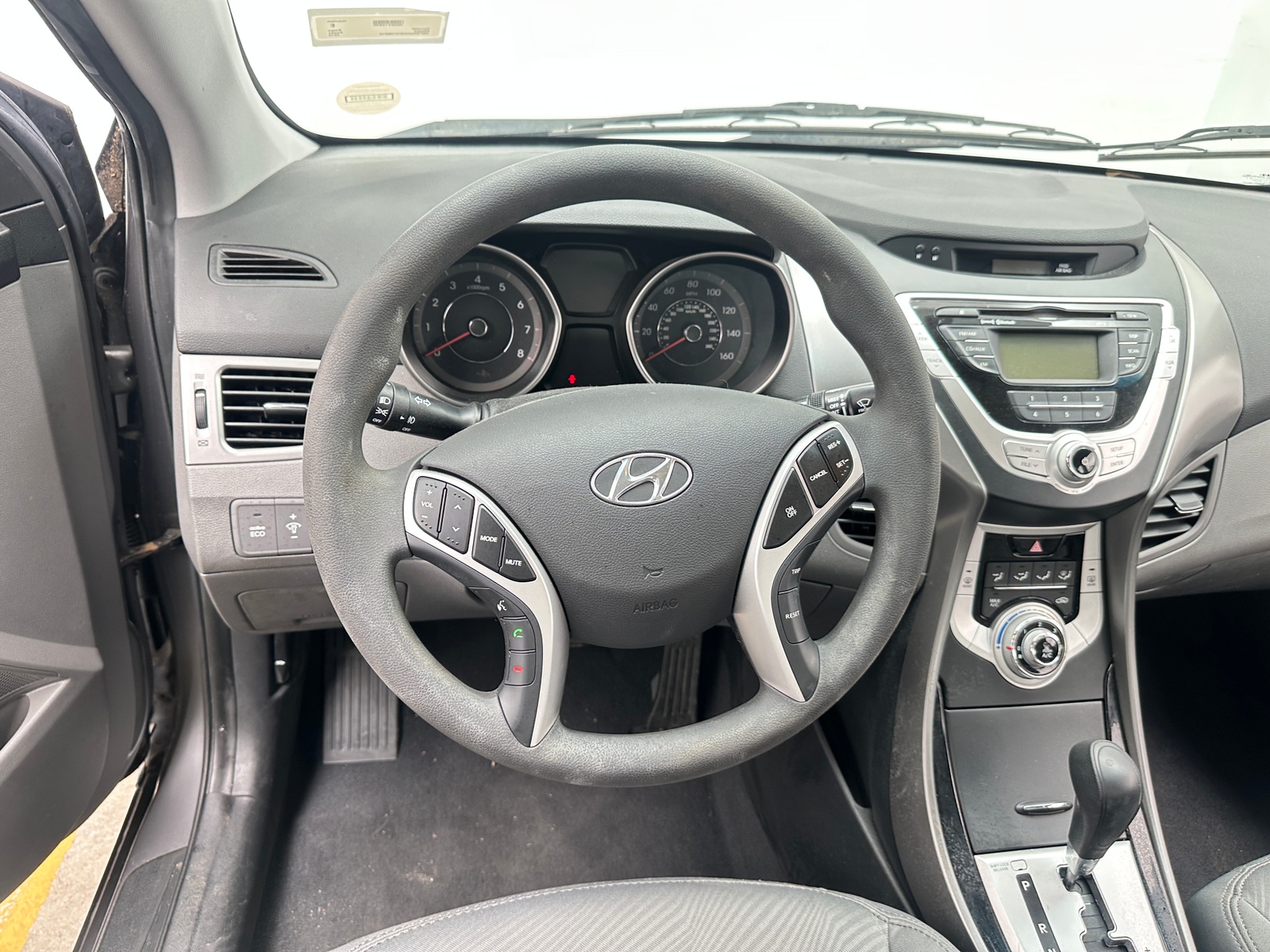 Thumbnail: 2012 Hyundai Elantra - 5