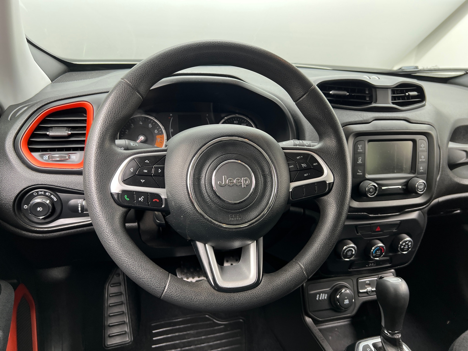 Thumbnail: 2020 Jeep Renegade - 5