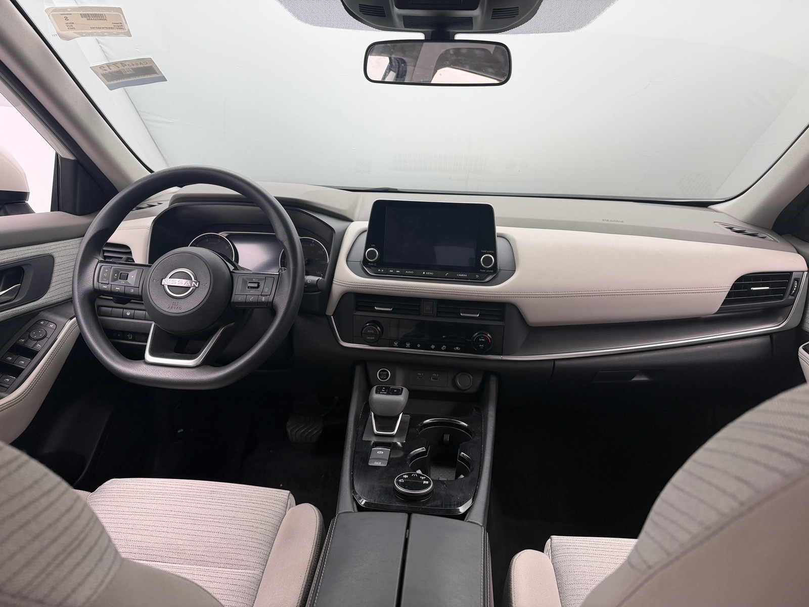 Thumbnail: 2023 Nissan Rogue - 3