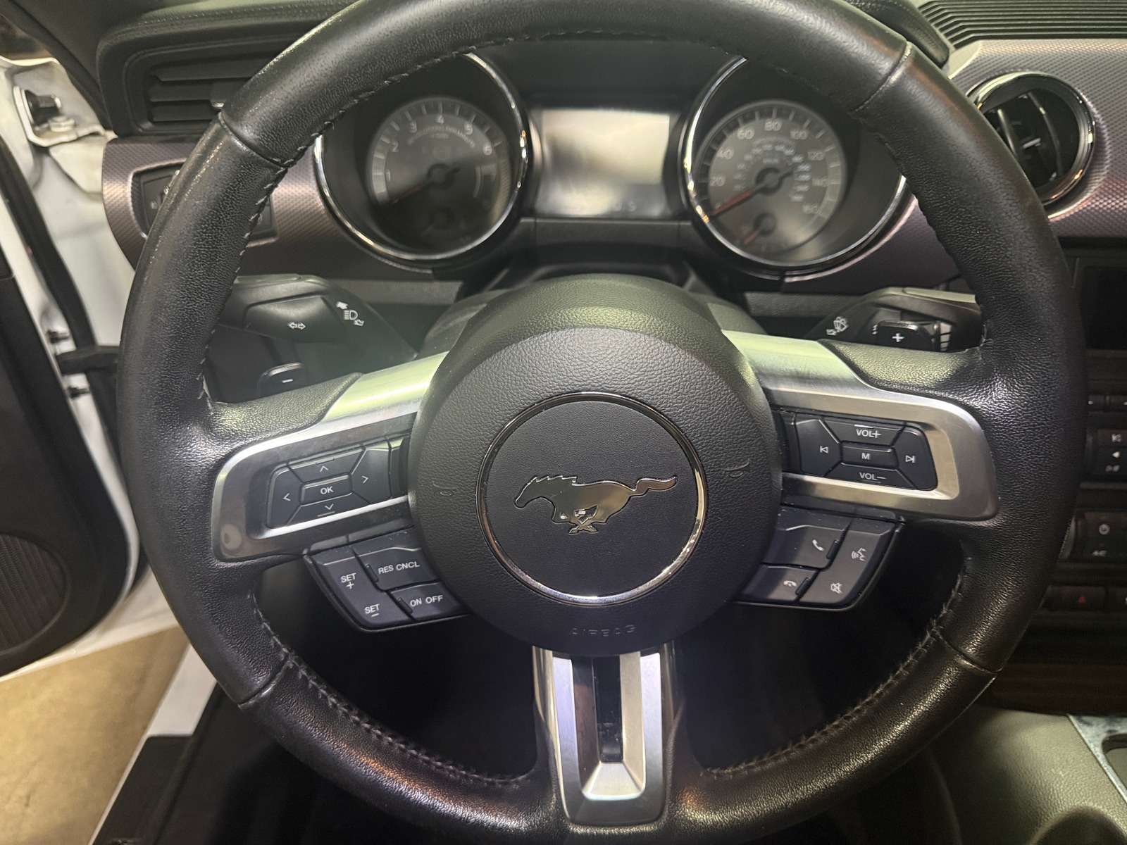 Thumbnail: 2017 Ford Mustang - 4