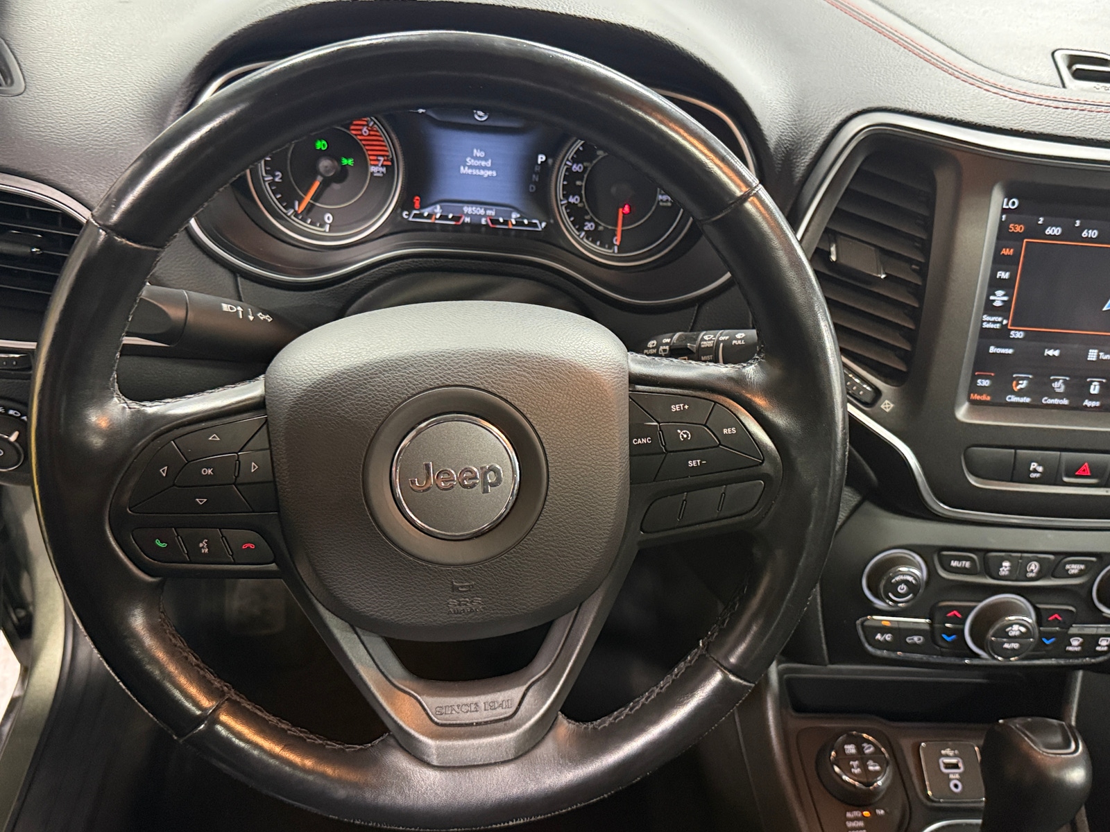 Thumbnail: 2020 Jeep Cherokee - 5