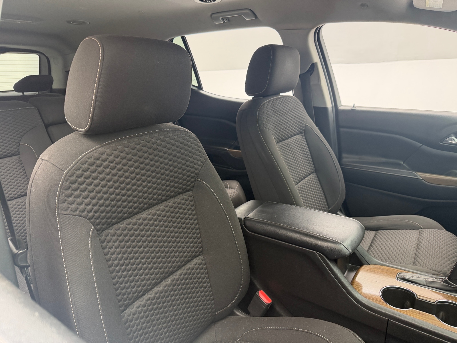Thumbnail: 2017 GMC Acadia - 2