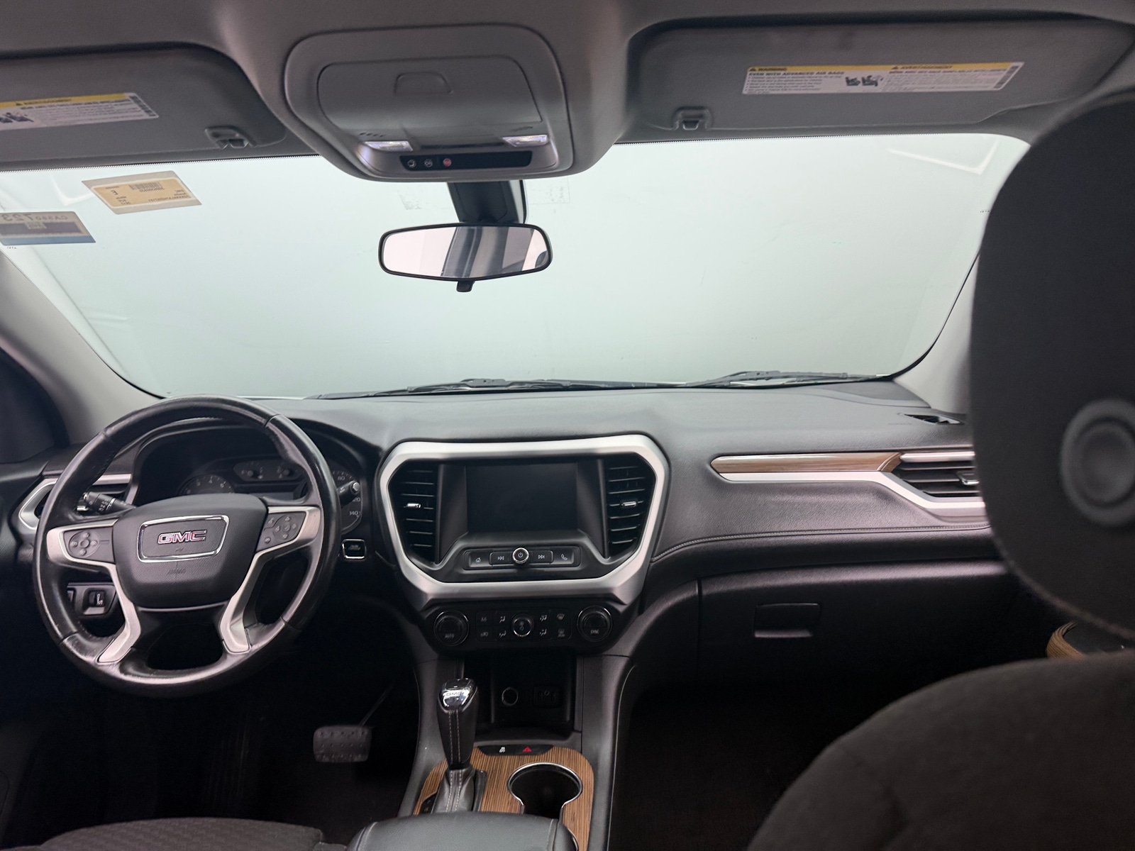 Thumbnail: 2017 GMC Acadia - 3