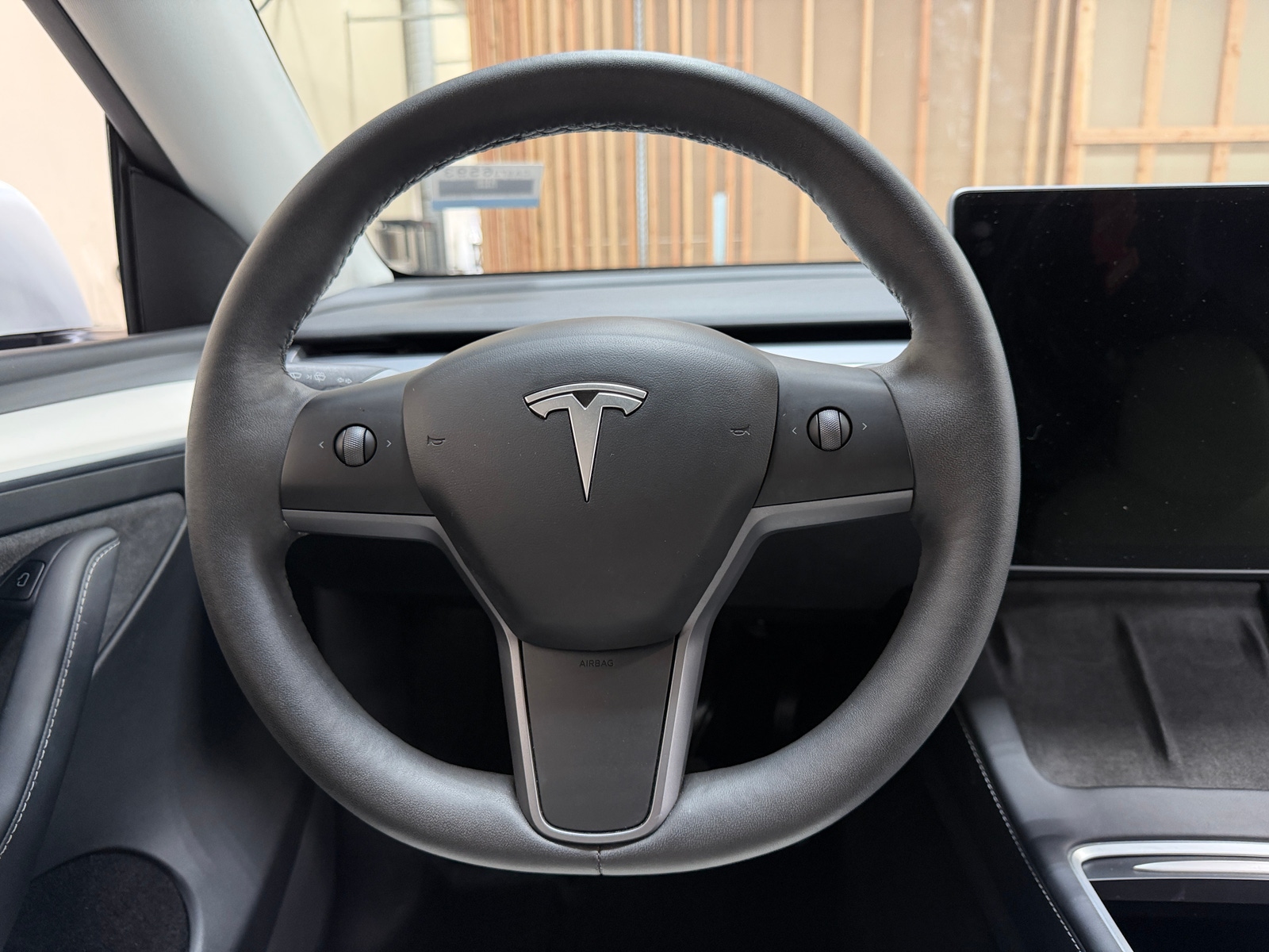 Thumbnail: 2022 Tesla Model Y - 4