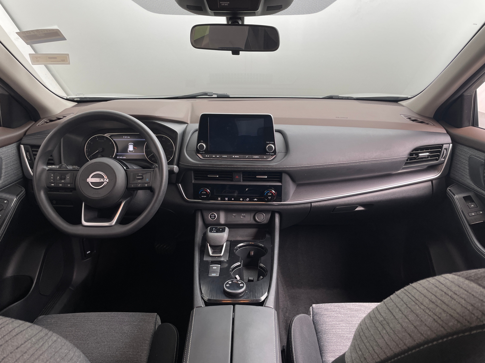 Thumbnail: 2023 Nissan Rogue - 3