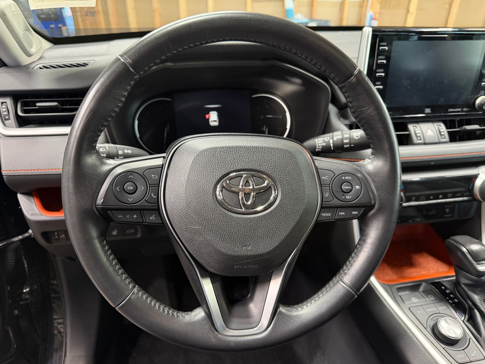 Thumbnail: 2019 Toyota RAV4 - 4