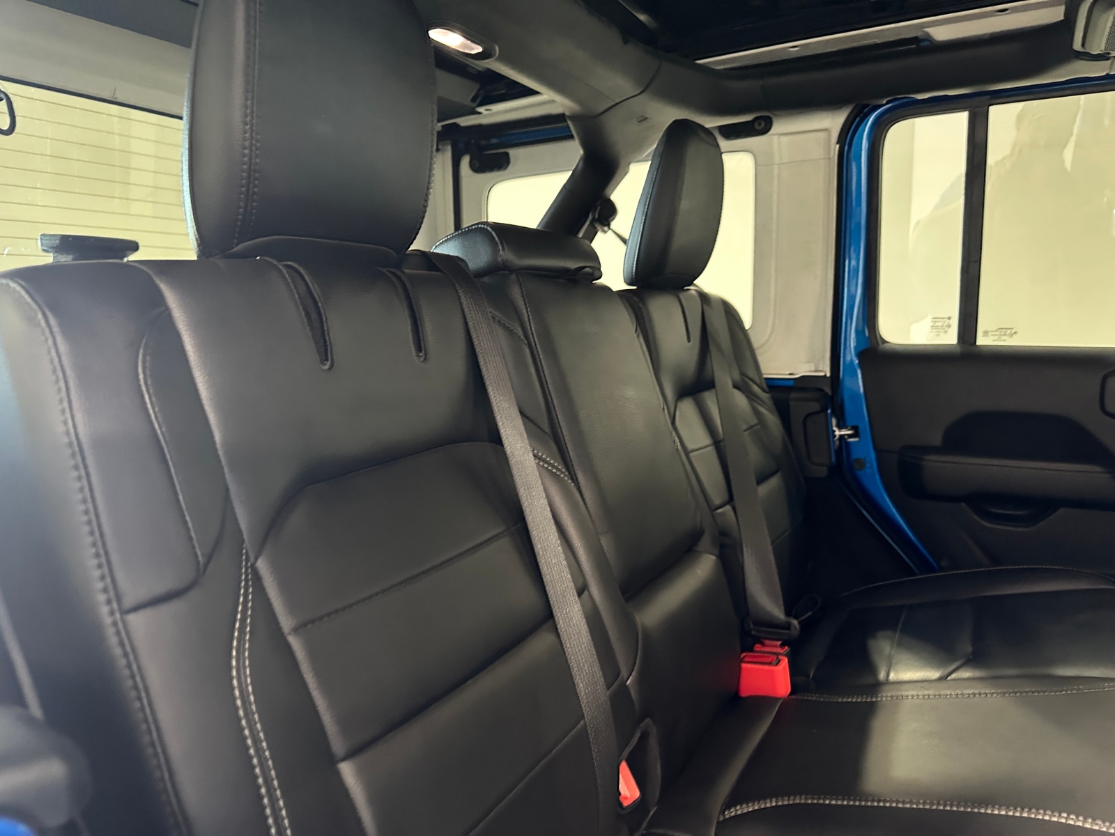 Thumbnail: 2021 Jeep Wrangler - 5