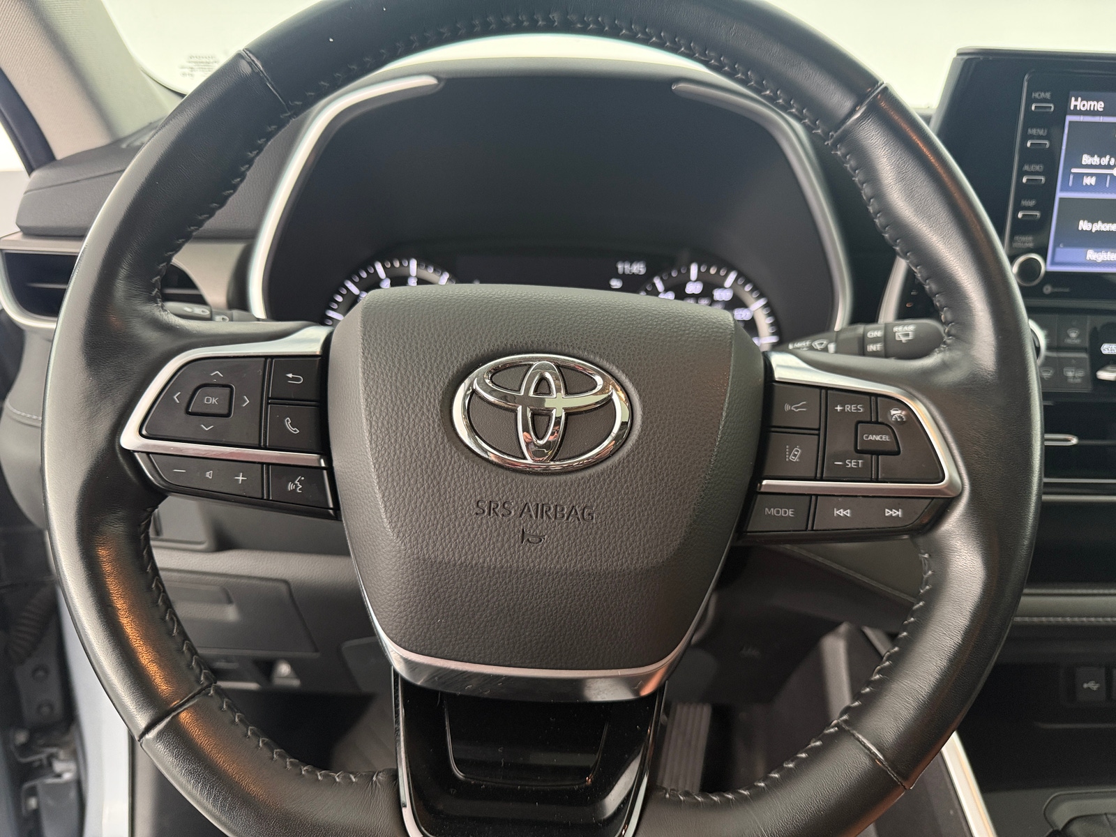 Thumbnail: 2021 Toyota Highlander - 4