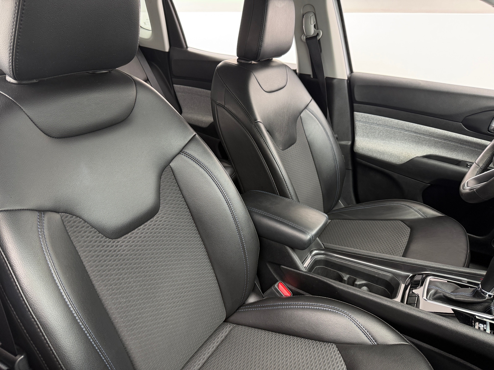 Thumbnail: 2022 Jeep Compass - 2