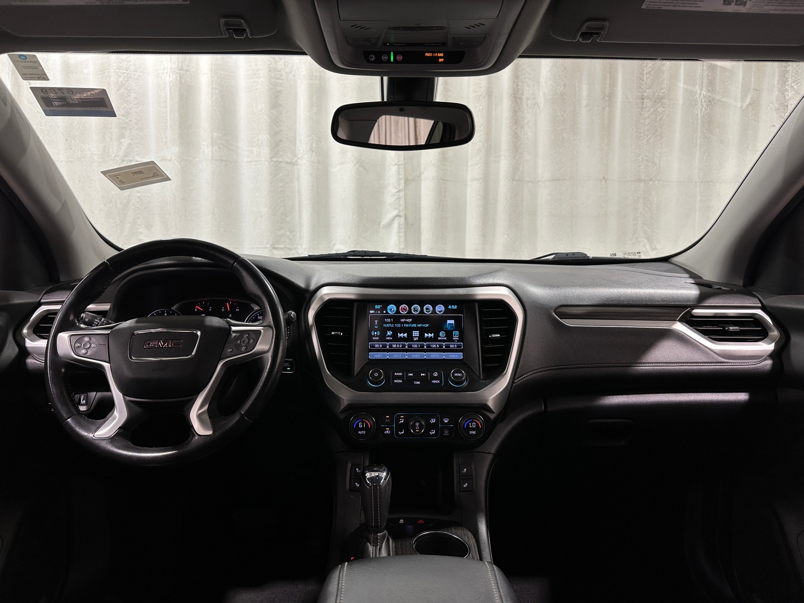 Thumbnail: 2019 GMC Acadia - 2