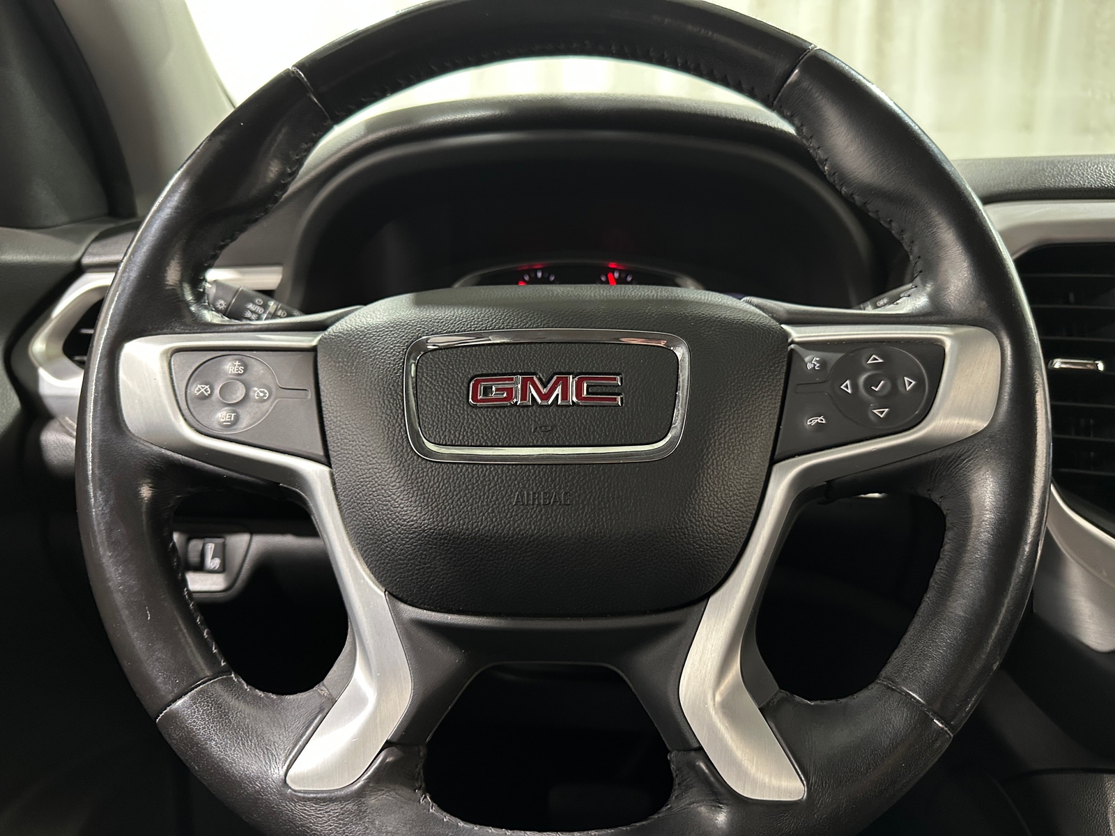 Thumbnail: 2019 GMC Acadia - 4