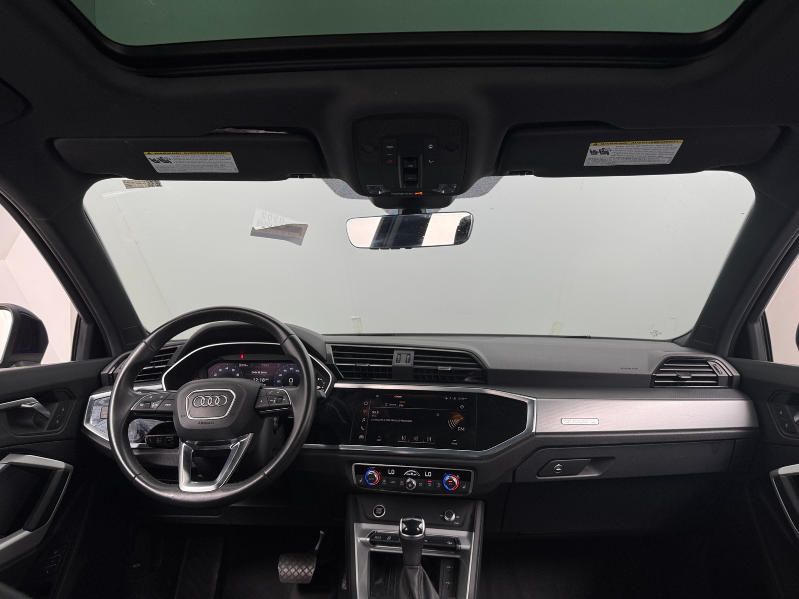 Thumbnail: 2024 Audi Q3 - 3