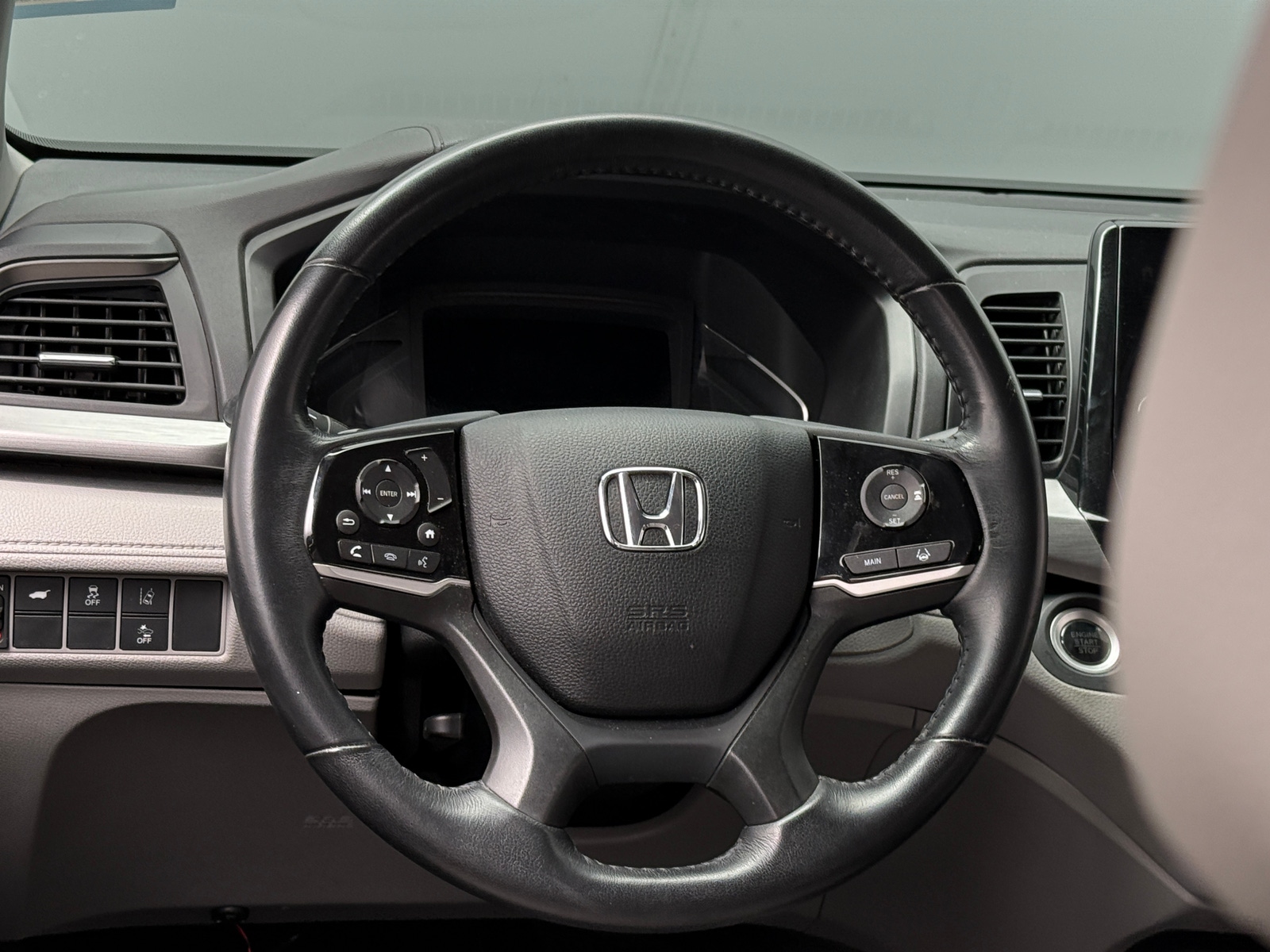 Thumbnail: 2019 Honda Odyssey - 4