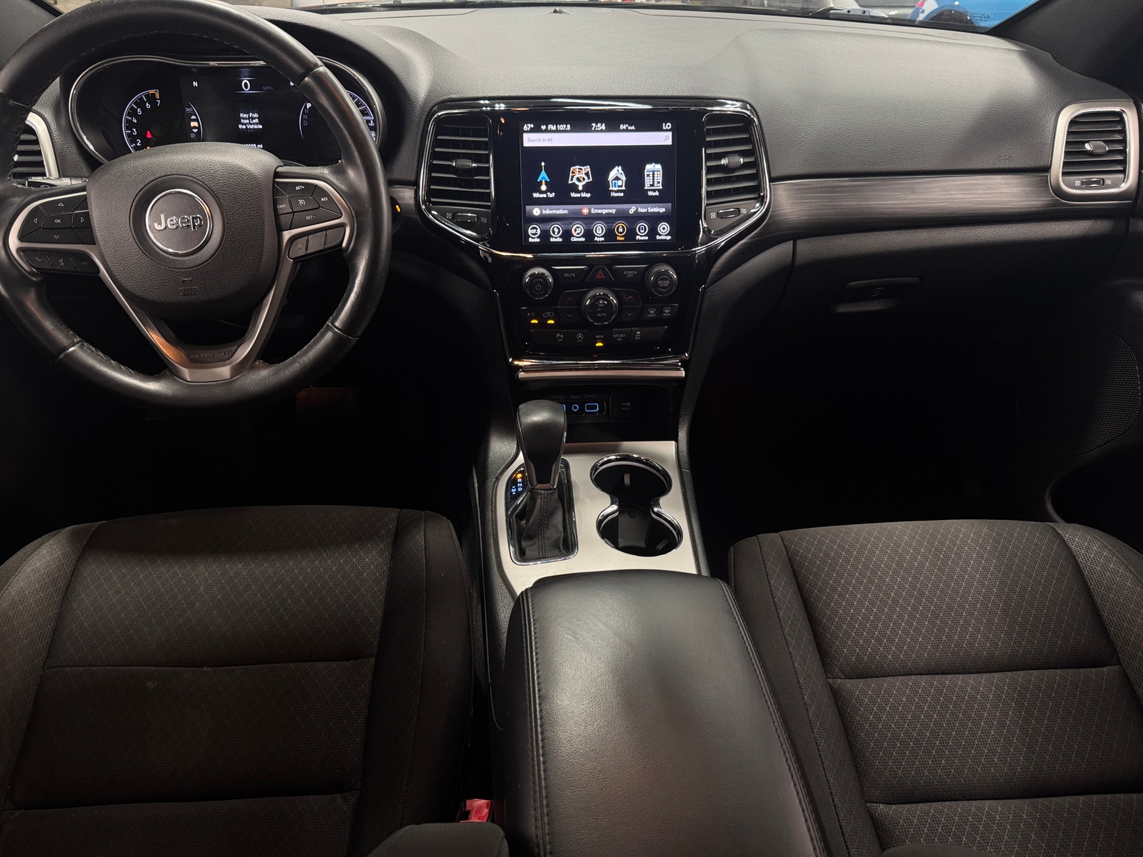 Thumbnail: 2019 Jeep Grand Cherokee - 3