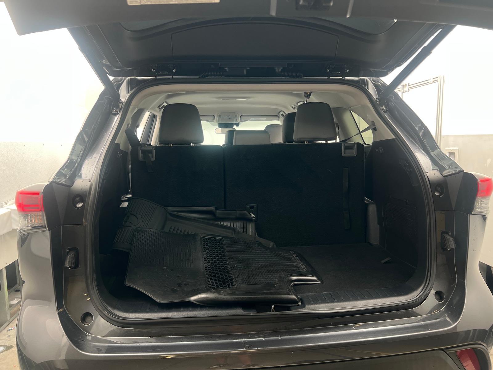 Thumbnail: 2020 Toyota Highlander - 7