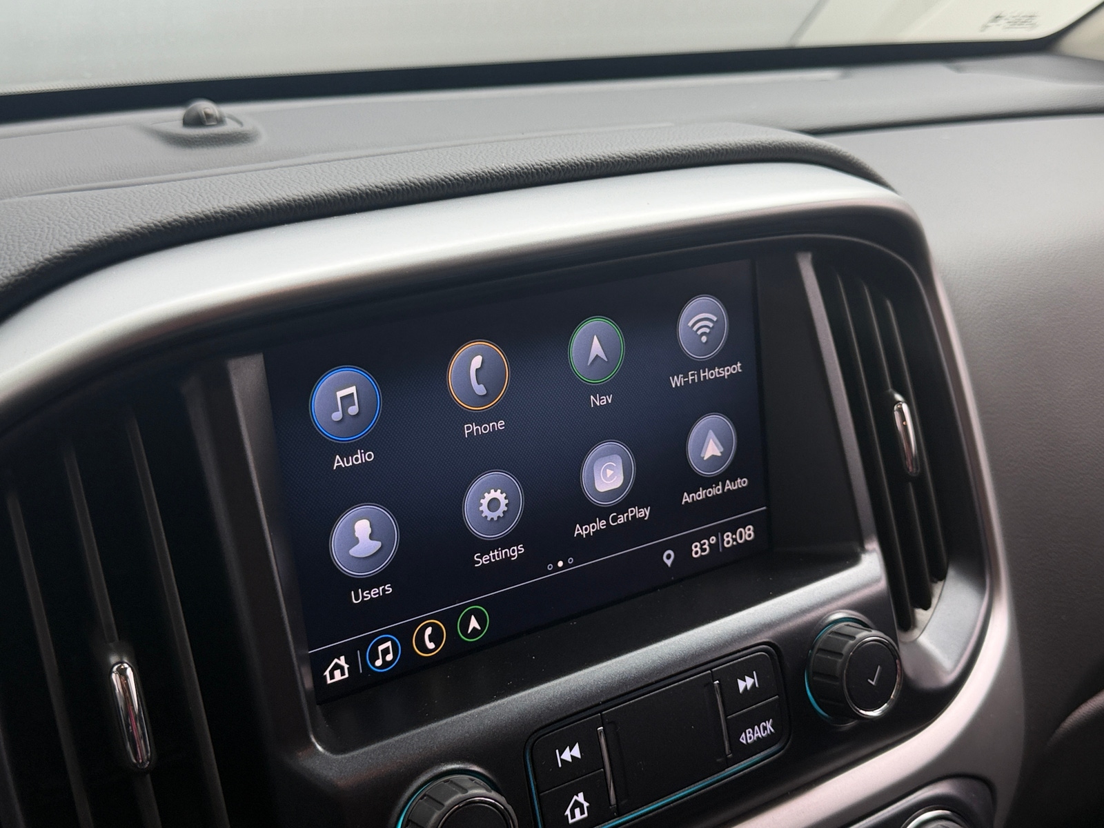 Thumbnail: 2019 Chevrolet Colorado - 3