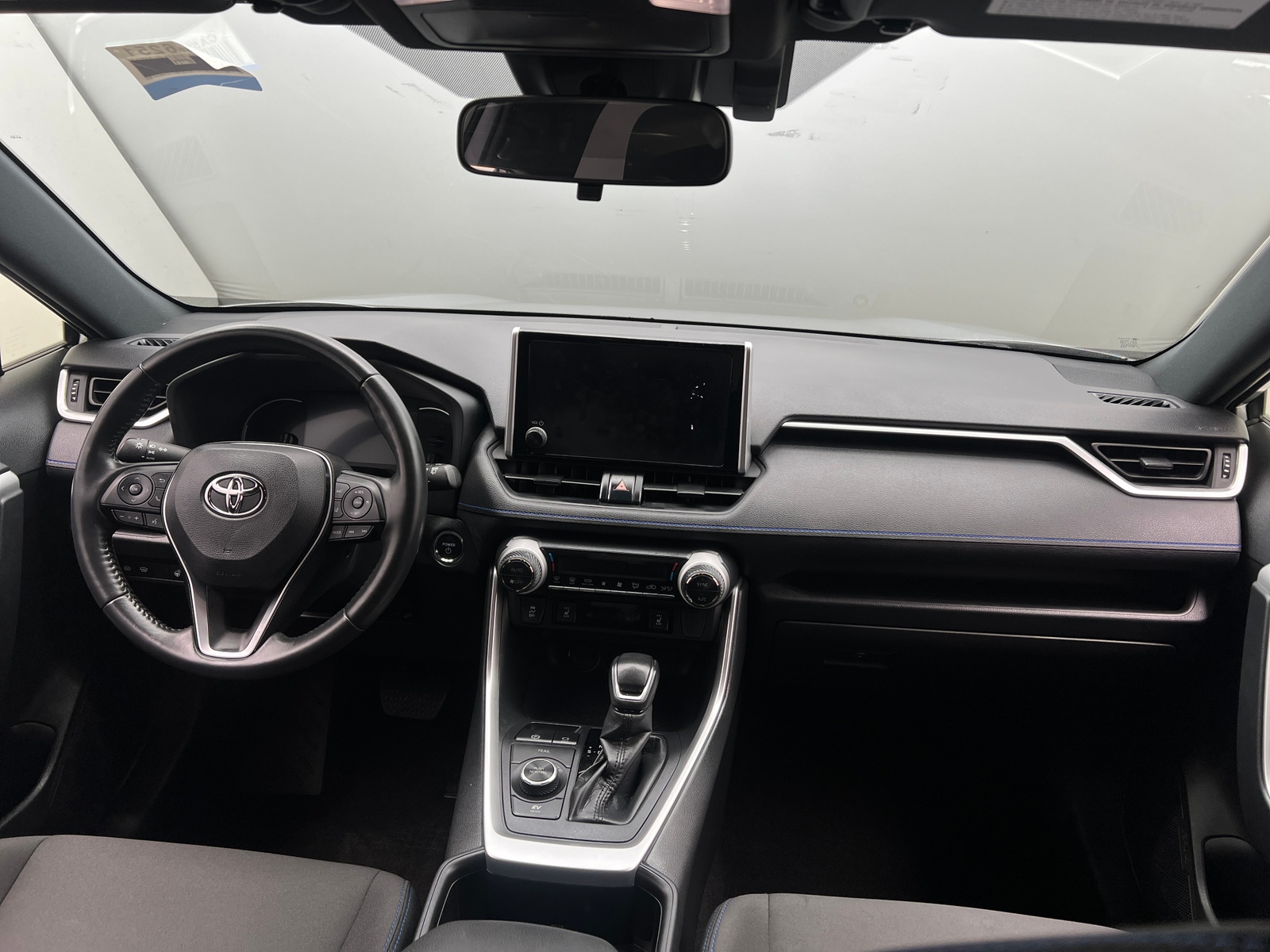Thumbnail: 2023 Toyota RAV4 - 3
