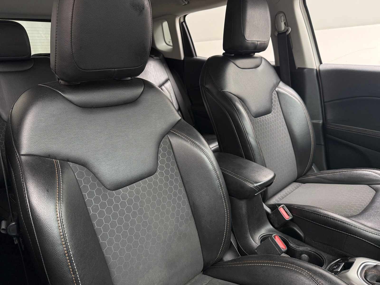 Thumbnail: 2019 Jeep Compass - 2