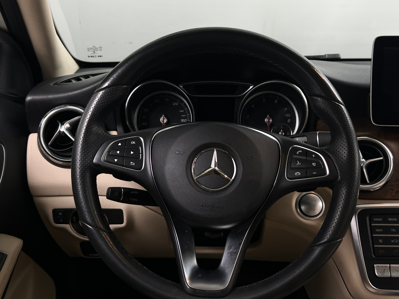 Thumbnail: 2018 Mercedes-Benz GLA - 5