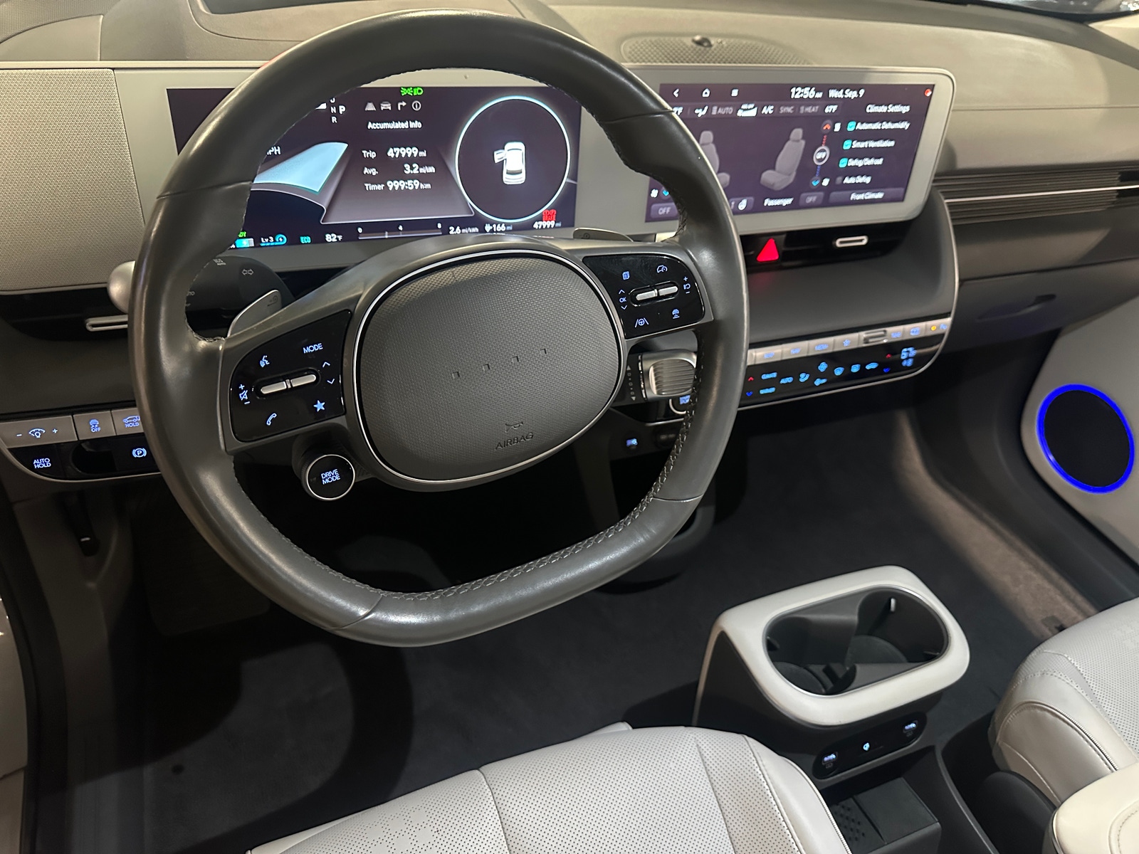 Thumbnail: 2022 Hyundai Ioniq 5 - 4