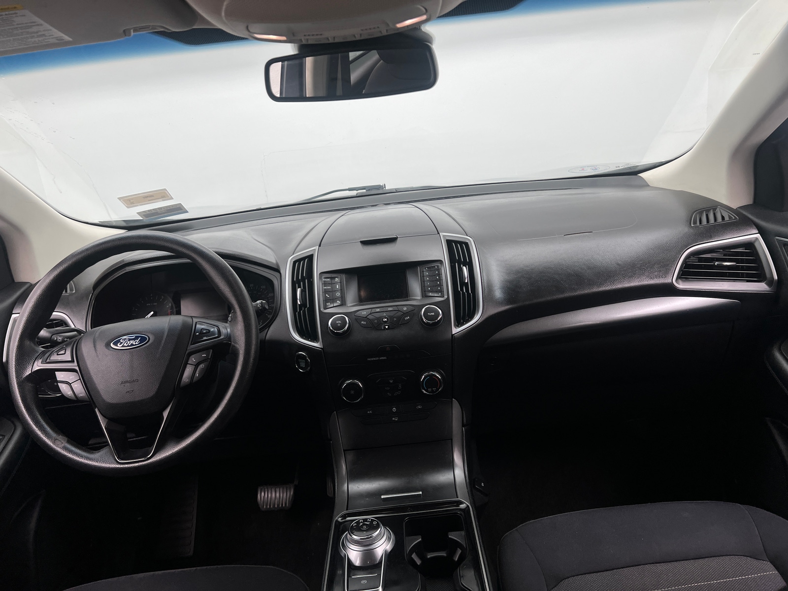 Thumbnail: 2019 Ford Edge - 3